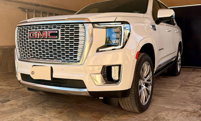 Yukon Denali 2023, Ú...