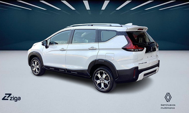 Mitsubishi Xpander 2...