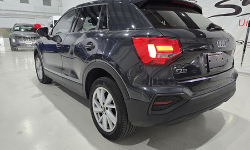 Audi  Q2  2021...