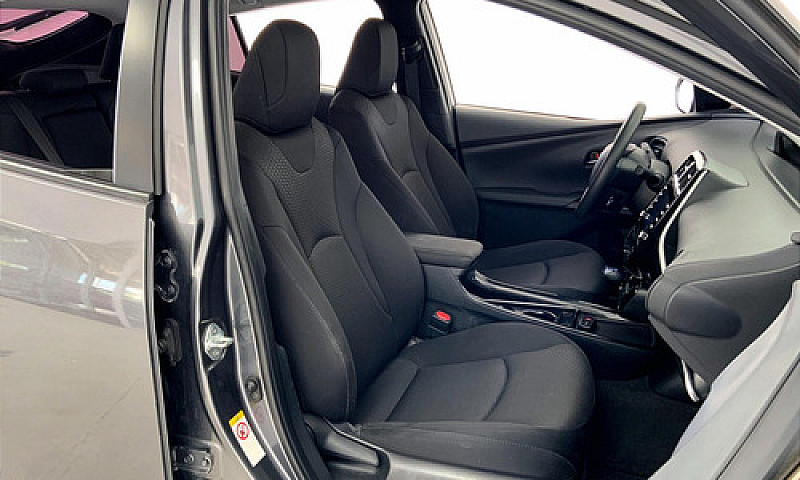 Toyota Prius 2021...