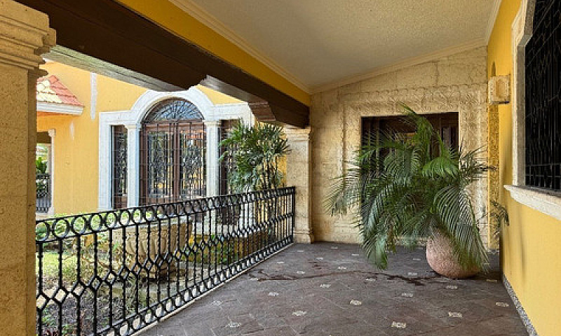 Casa En Venta Coloni...