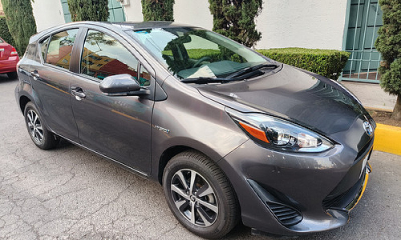 Toyota Prius C 1.5 H...