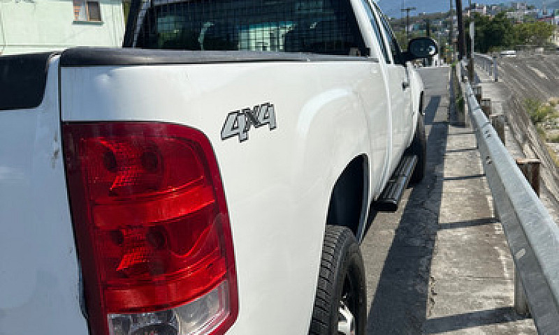 2500 Hd 4X4...