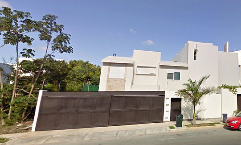 Casa En Venta En Zon...