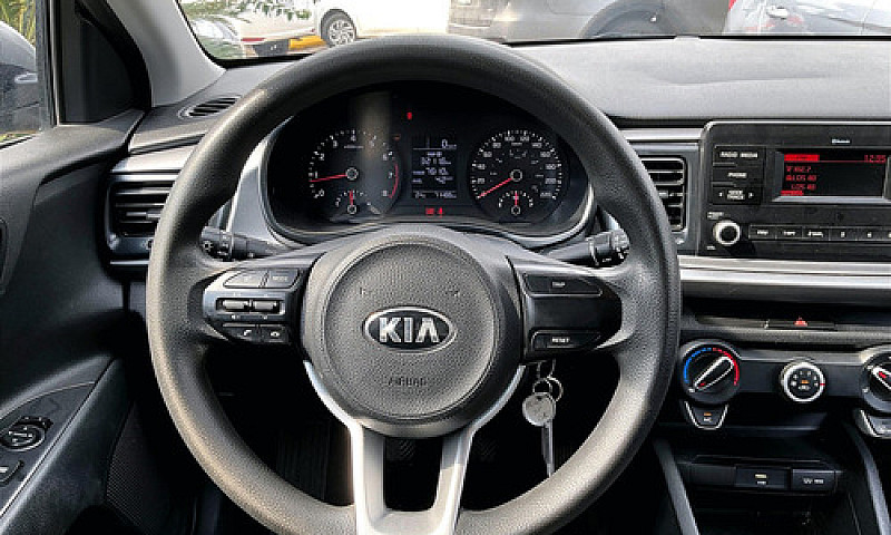 Kia Rio 2021...