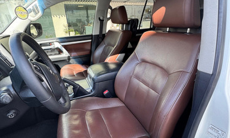 Toyota Land Cruiser ...