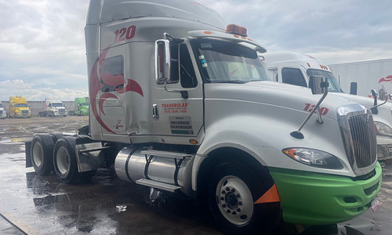 Tractocamion Interna...