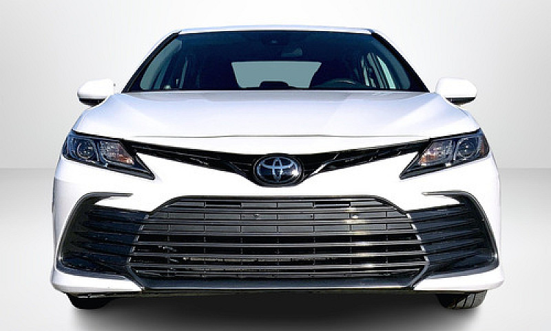 Toyota Camry 2022...