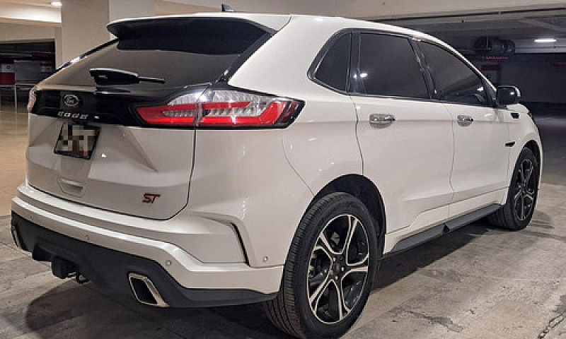 Ford Edge 2022...