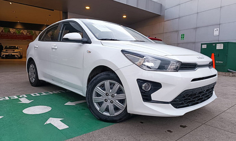 Kia Rio 2022...