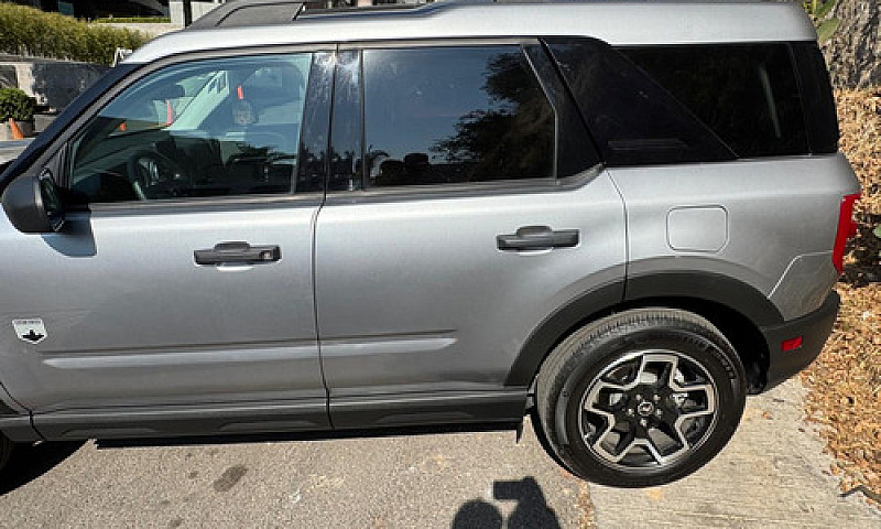 Ford Bronco Sport 1....