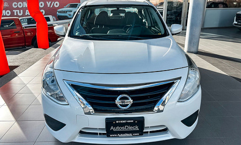 Nissan Versa 2019...