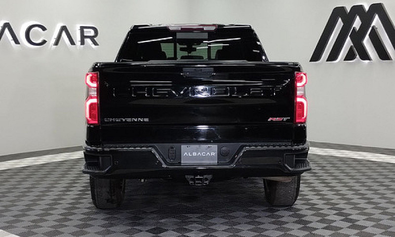 Chevrolet Cheyenne 5...