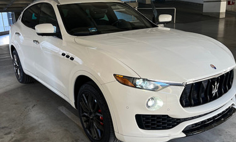 Maserati Levante...