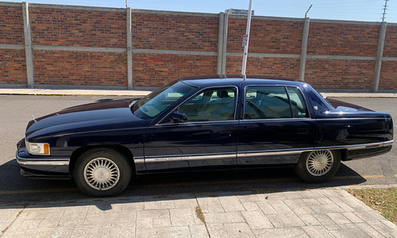 Cadillac Deville 4.6...