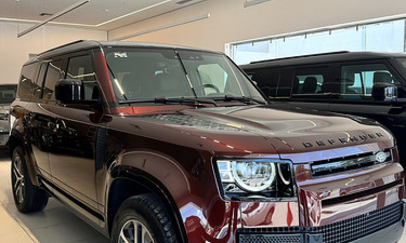 Land Rover Defender ...