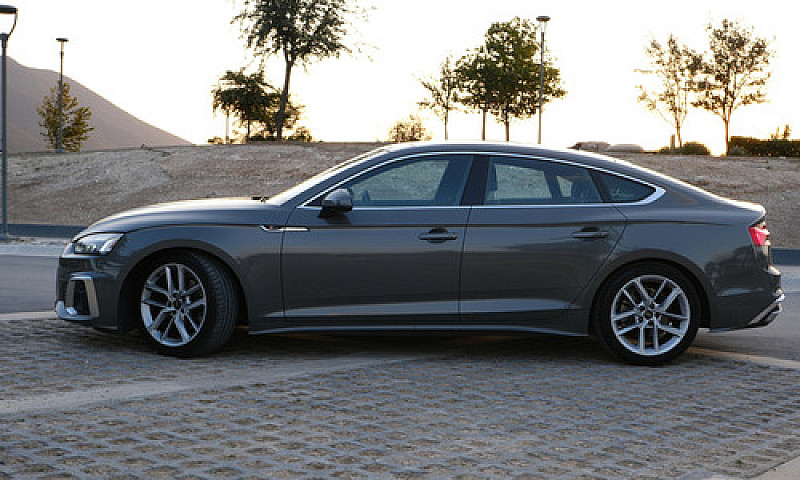 Audi A5 2.0 Sportbac...