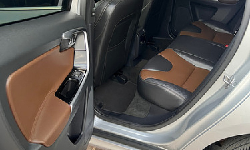 Volvo Xc60 2.0 T5 In...