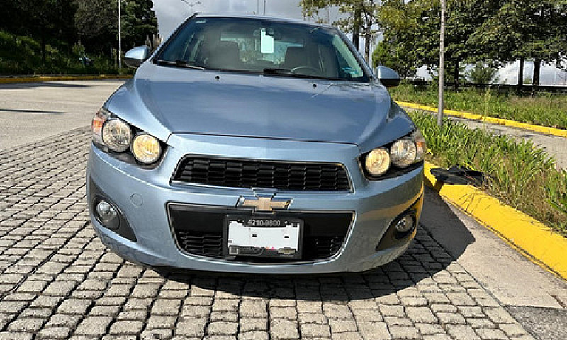 Chevrolet Sonic 1.6 ...