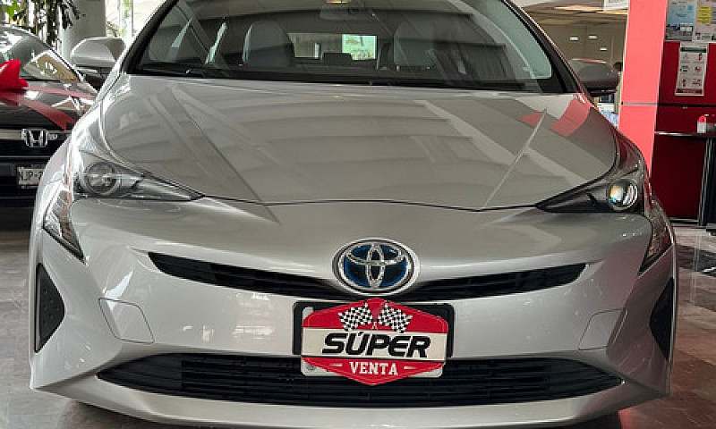 Toyota Prius 2017 1....