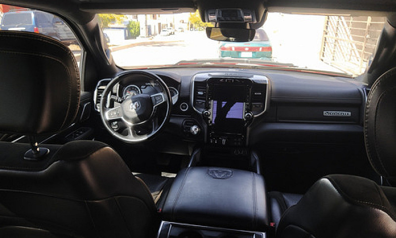 Ram Ram 1500 5.7 Lar...