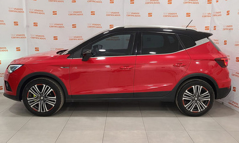 Seat Arona 2021...
