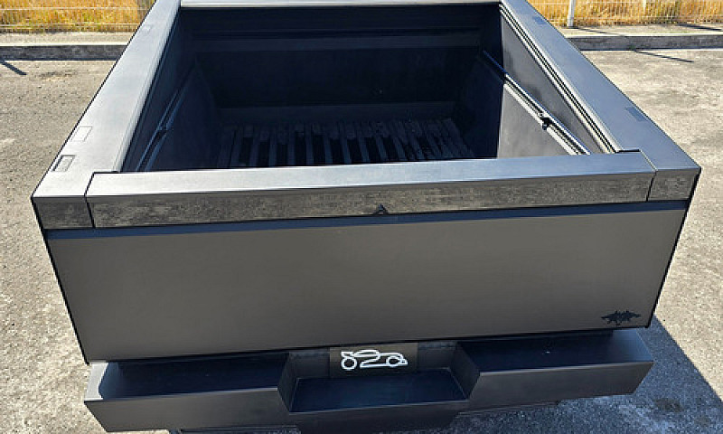 Tesla Cybertruck Cyb...