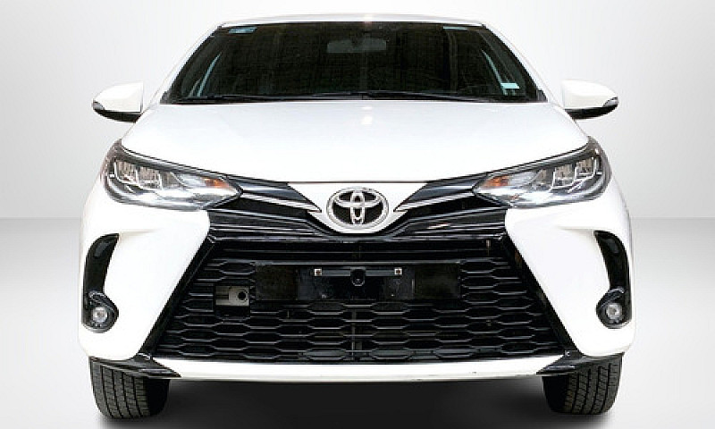 Toyota Yaris 2022...