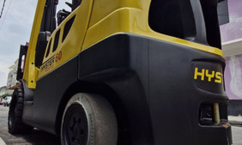 Montacargas Yale 201...