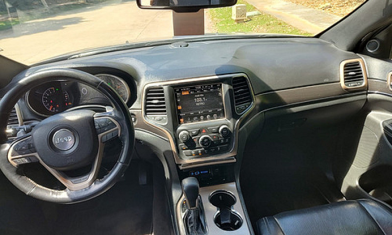 Jeep Grand Cherokee ...