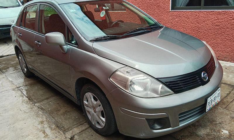 Nissan Tiida 1.8 Sen...