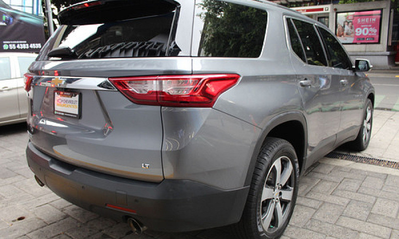 Chevrolet Traverse 2...