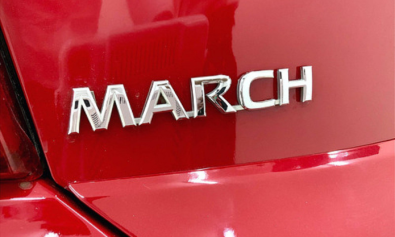 Nissan March 2017...