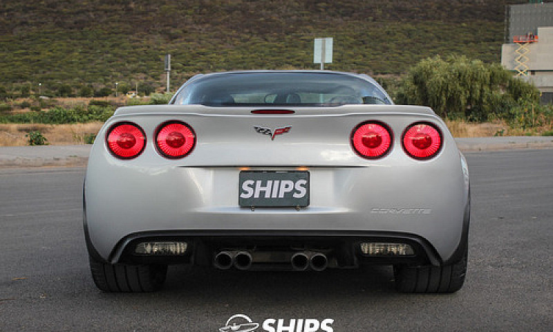 Chevrolet Corvette 2...