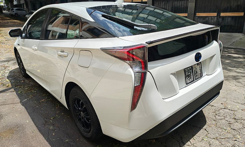 Toyota Prius 1.8 Bas...