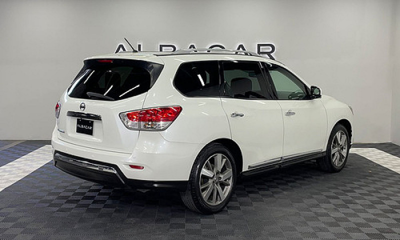 Nissan Pathfinder 20...