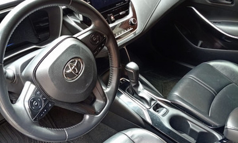 Toyota Corolla 1.8 H...