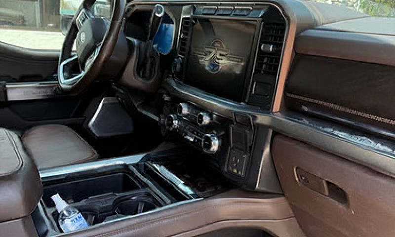 Ford F250 Súper Duty...