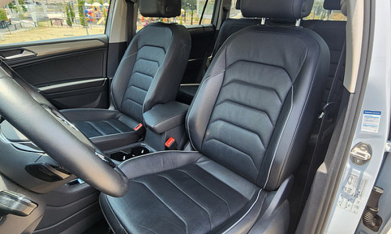 Volkswagen Tiguan 1....
