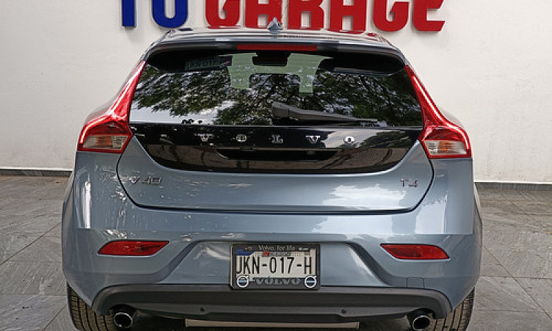 Volvo V40 Sport Turb...