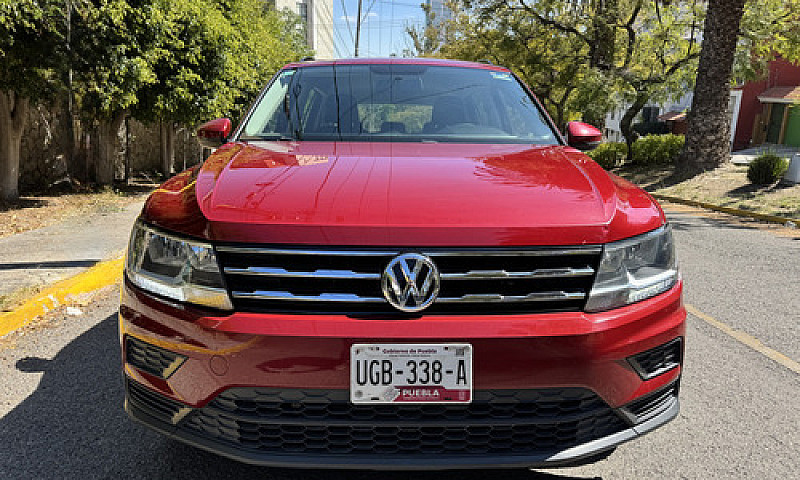 Volkswagen Tiguan 1....