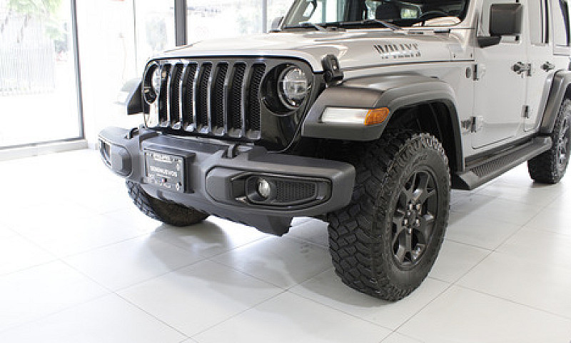 Jeep Wrangler 5P Unl...