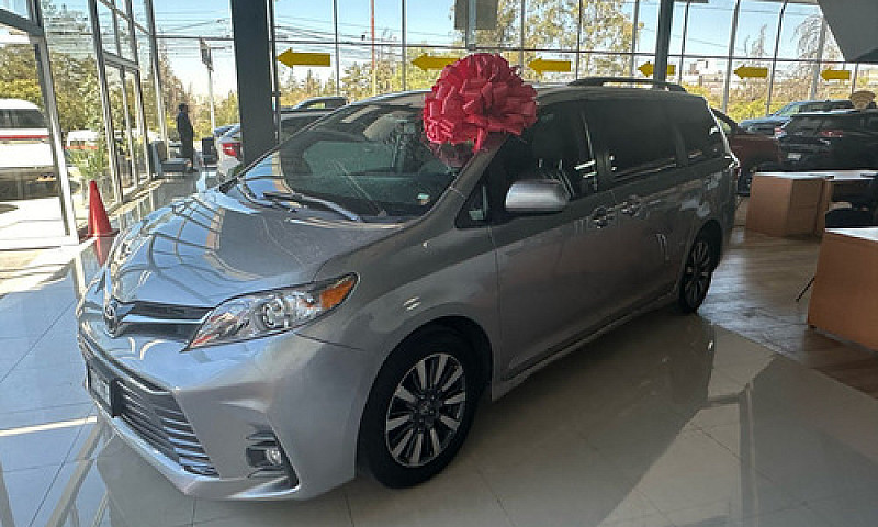 Toyota Sienna 2020...