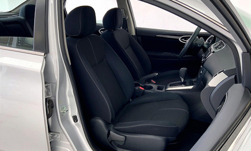 Nissan Sentra 2018...
