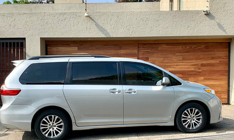 Toyota Sienna 3.5 Xl...