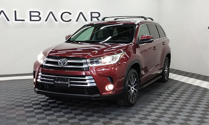 Toyota Highlander 3....