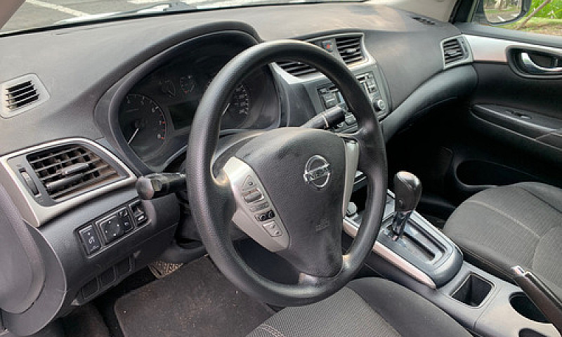 Nissan Sentra 1.8 Se...
