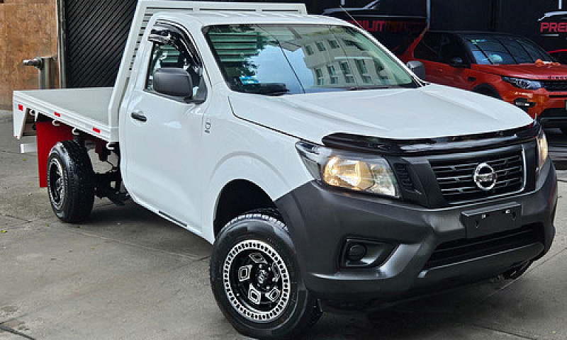 Nissan Np300 2018 Es...