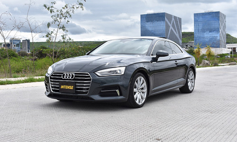 Audi A5 2.0 Select 1...