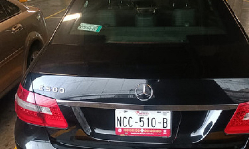 Mercedes Benz, Año 2...